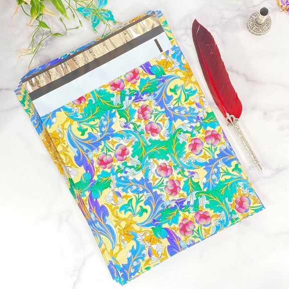 50 10X13 Flower Splash Poly Mailers PRICE IS FIRM - Picture 6 of 7